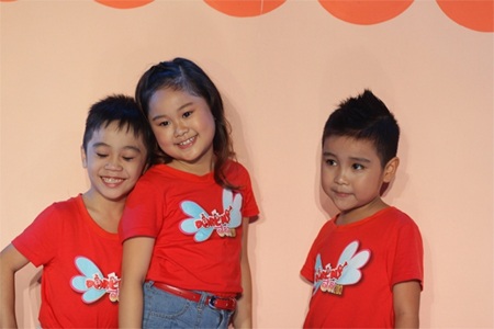 Chuyên gia trang điểm Hoàn Khang chăm chút “sắc đẹp” cho các bé Đồ Rê Mí - 13 Thu Huyền