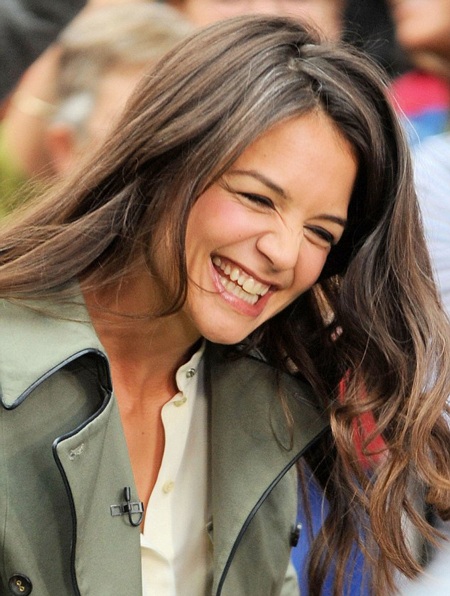 Katie Holmes: 34 tuổi, tóc đã điểm bạc - 11 VN
