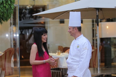 Doanh Nhân Chu Thị Hồng Anh chuẩn bị ra mắt sách mới - 4 Theo chị, ẩm thực không chỉ là món ăn mà nó còn thể hiện văn hóa, truyền thống của địa phương.