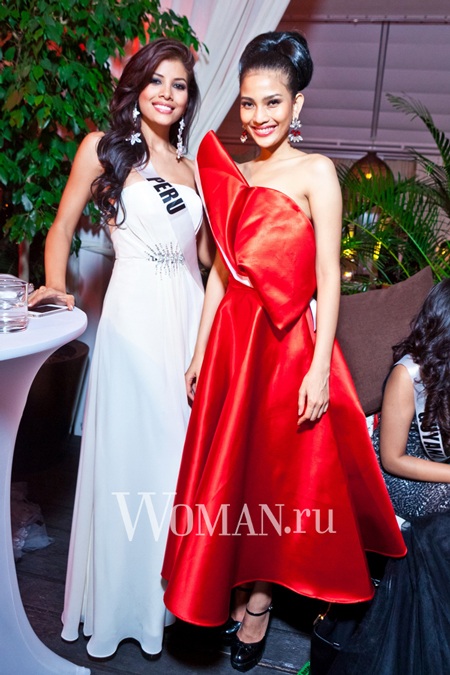 Trương Thị May và người đẹp hoàn vũ vui vẻ tiệc tùng - 1 VN