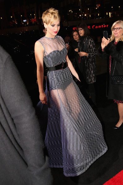 Mê mẩn với váy xuyên thấu của mỹ nhân 9X - 7 VN