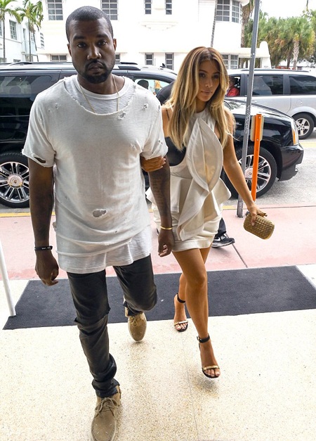 Kim Kardashian sành điệu khi đi mua sắm với bạn trai - 7 VN