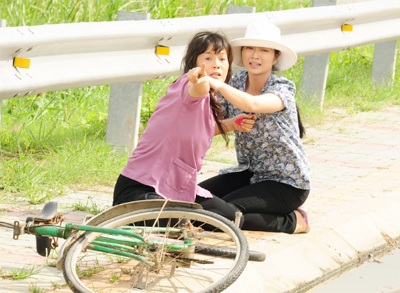 Khương Ngọc bất ngờ đổi nghề bác sỹ - 5 Khương Ngọc bất ngờ đổi nghề bác sỹ