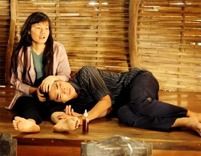 Khương Ngọc bất ngờ đổi nghề bác sỹ - 2 Khương Ngọc bất ngờ đổi nghề bác sỹ