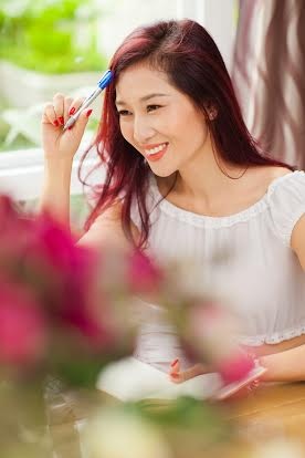 Hoa khôi Thu Hương: Bận rộn mấy cũng có thời gian cho mình - 3 Một ly sữa tươi thanh mát là phút thư giãn tuyệt vời giữa những giờ bận rộn.