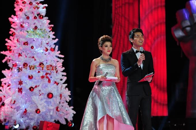 Thảo My trở thành Quán quân Giọng hát Việt 2013 - 3 Hai MC của chương trình Yumi Dương và Phan Anh