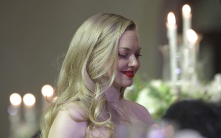 Amanda Seyfried duyên dáng mặc thử Hanbok Hàn Quốc - 10 VN