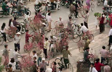 Hình ảnh chợ Tết tấp nập ngày xưa