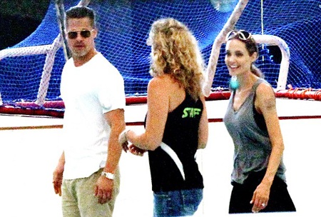 Bắt gặp Brangelina tại sân băng - 2 VN