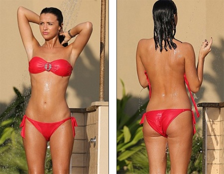 Người đẹp Anh quyến rũ với bikini hồng rực - 5 Cô cũng được trả cát sê cao để dự tiệc