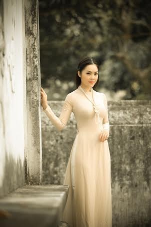 Dương Cẩm Lynh đẹp kiêu sa ngày đầu năm