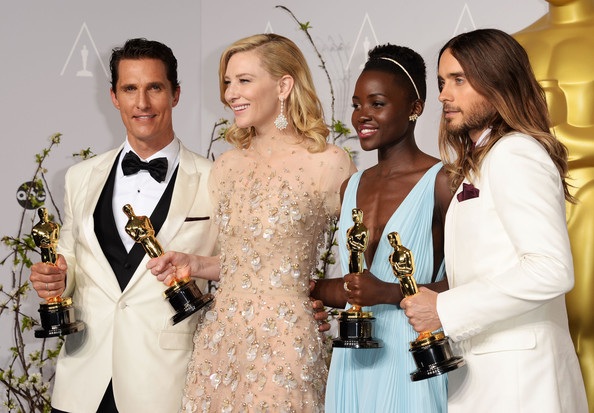 Người đẹp “Chúa tể chiếc nhẫn” quá hạnh phúc với giải Oscar - 14 VN