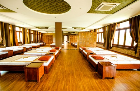 Tắm bùn khoáng tại Asean Resort - 4 Cùng phái mạnh bùng nổ với những đường golf đẹp mắt