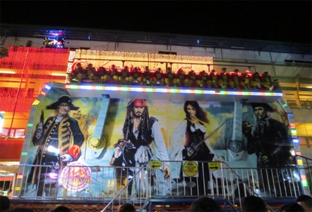 Tổ hợp Giải trí Lưu động Max Carnival - 3 Tổ hợp Giải trí Lưu động Max Carnival