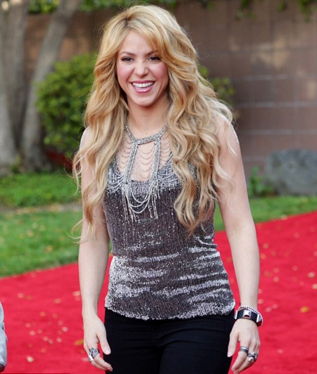 Shakira trẻ hơn nhiều so với tuổi - 6 VN