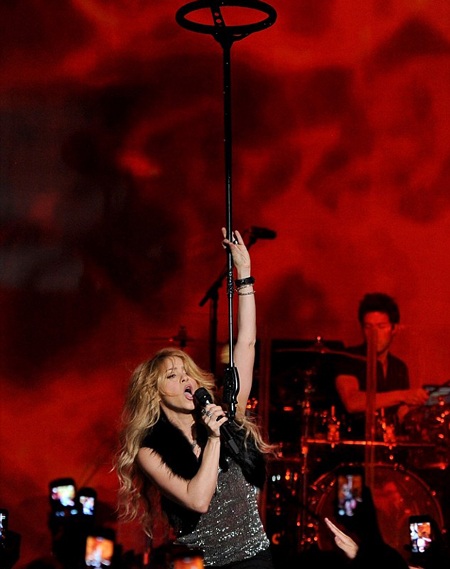 Shakira trẻ hơn nhiều so với tuổi - 12 VN