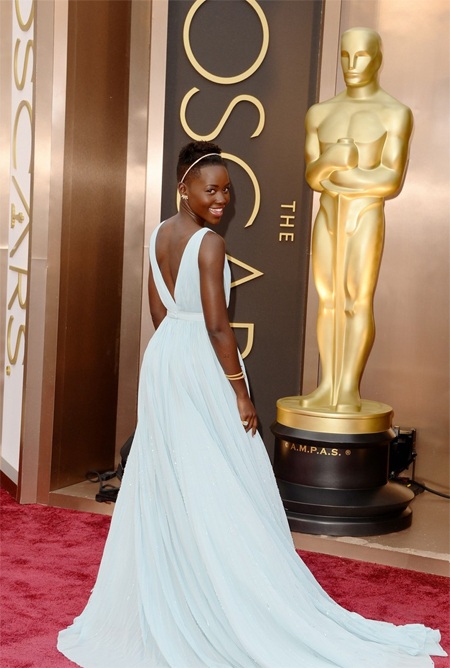 Người đẹp phim Chạng vạng Anna Kendrick thanh lịch trong chiếc váy J Mendel