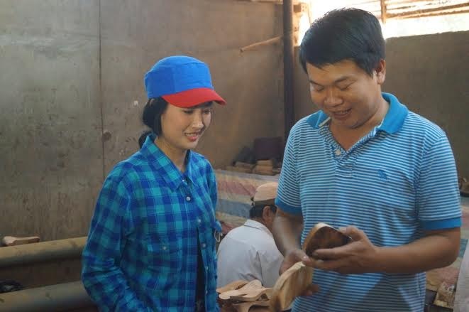Quỳnh Lam - Hồ Quang Hiều và cuộc chiến không cân sức trong Lữ Khách 24h - 1 Quỳnh Lam - Hồ Quang Hiều và cuộc chiến không cân sức trong Lữ Khách 24h