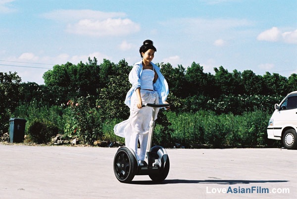 Thú thư giãn của Kim Hee Sun trong giờ giải lao