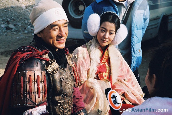 Nhiều cảnh quay được thực hiện trong tiết trời lạnh giá của Bắc Kinh