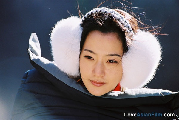 Kim Hee Sun nghỉ ngơi trong giờ giảo lao