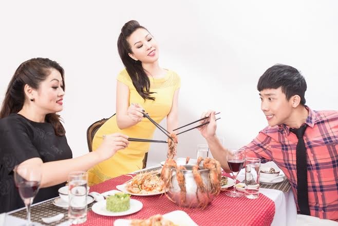 Hoa hậu Thu Hoài mượn Trấn Thành làm “chuột bạch” - 2 Hoa hậu Thu Hoài mượn Trấn Thành làm “chuột bạch”