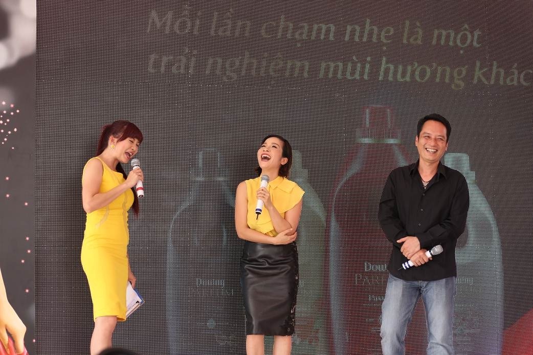 Mỹ Linh-Anh Quân nồng thắm bên nhau - 3 Mỹ Linh-Anh Quân nồng thắm bên nhau