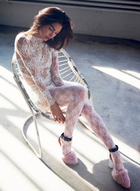 Siêu mẫu Mỹ hút mọi ánh nhìn - 5 VN