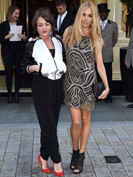 Người đẹp Anh gợi cảm tiệc tùng - 3 VN