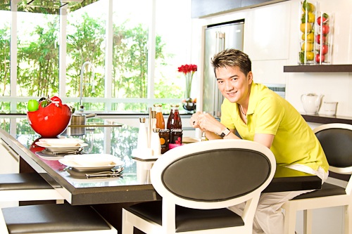 Đàm Vĩnh Hưng đầu tư căn hộ cao cấp giáp Q.1 - 7 Căn hộ Mr Đàm đầu tư diện tích 48m2, gồm một phòng ngủ.