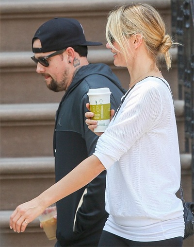 Cameron Diaz hẹn hò với Rocker kém 7 tuổi - 5 VN