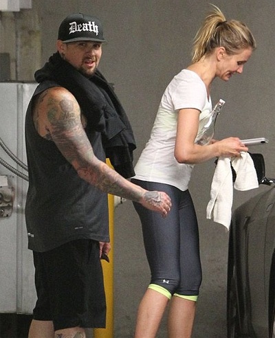 Cameron Diaz hẹn hò với Rocker kém 7 tuổi - 6 VN