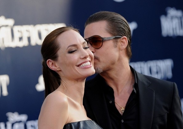 Angelina Jolie: “Tôi chưa có kế hoạch kết hôn” - 1 Angelina Jolie và Brad Pitt chưa lên kế hoạch cho đám cưới