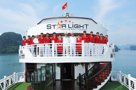 Du thuyền 5 sao Starlight với giá 5,000 Đồng trên vịnh Hạ Long - 1 Du thuyền 5 sao Starlight với giá 5,000 Đồng trên vịnh Hạ Long