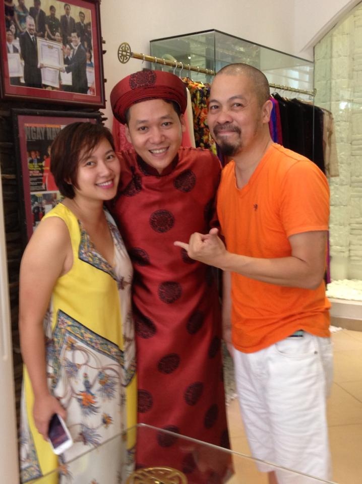 Khánh Linh rạng rỡ đi thử áo cưới - 3 VN