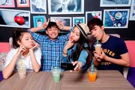 “Selfie” - từ khóa cực hot - 8 Bức ảnh được-xem-là-selfie đầu tiên trên thế giới.
