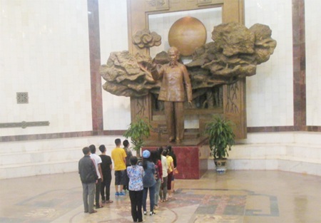 Chinh Phục hướng về Bác - 1 Chinh Phục hướng về Bác