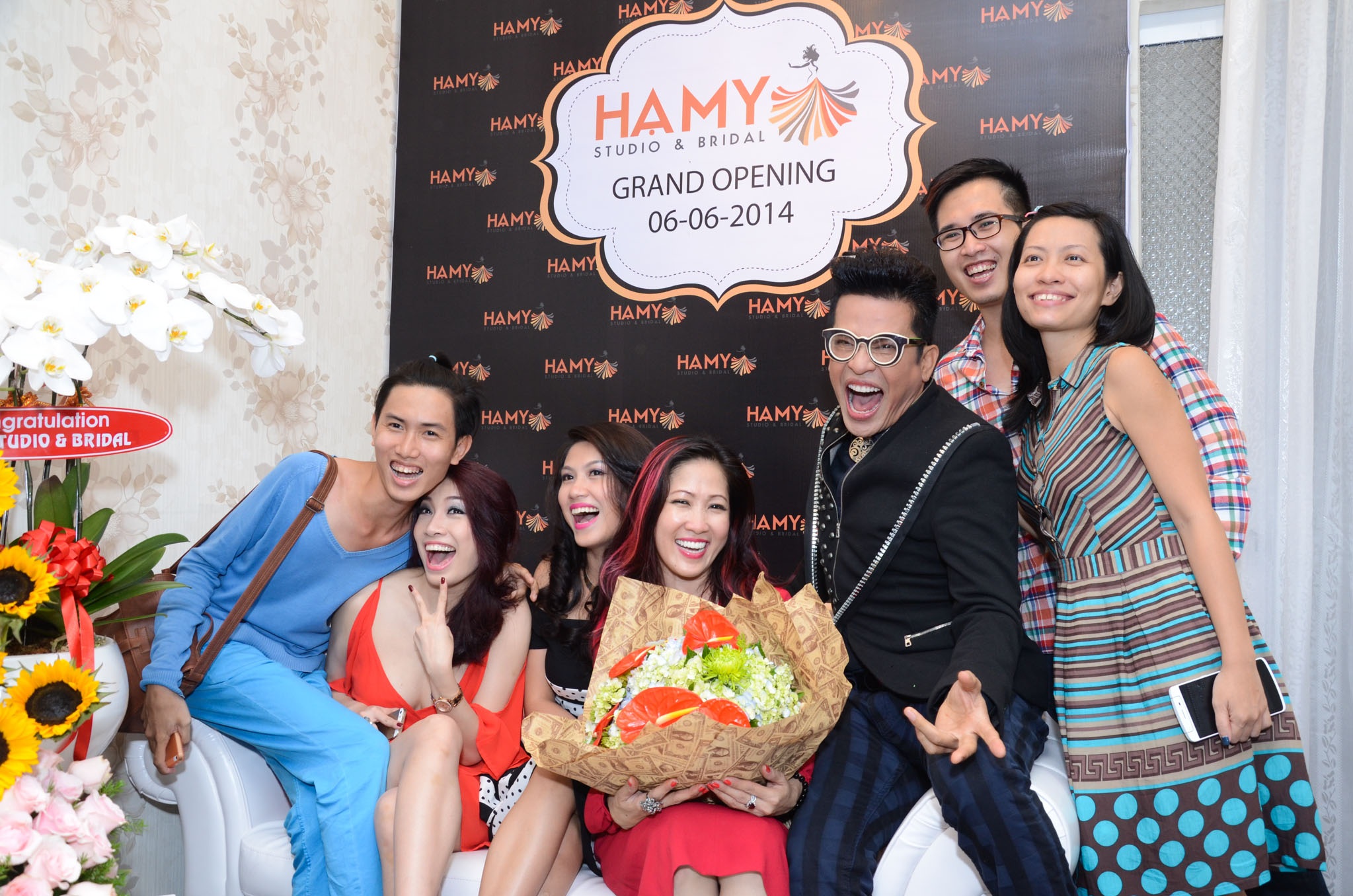 Nhiều sao Việt tới chúc mừng Hạ My