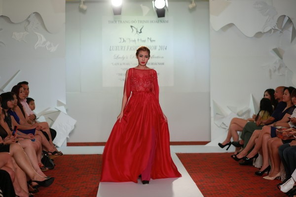 Những bộ váy như thế này có giá lên tới hàng nghìn đô la