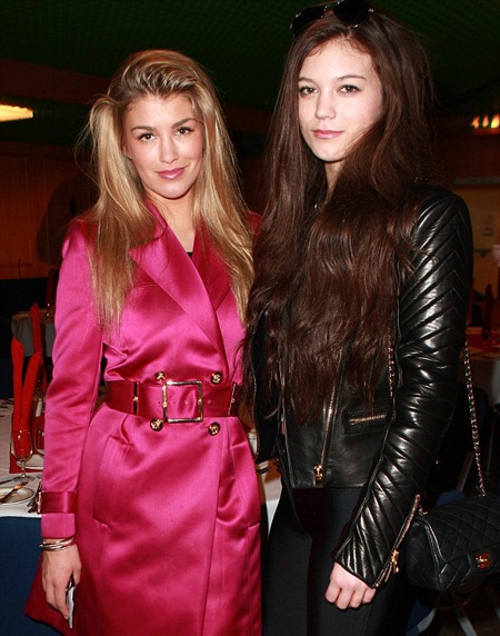 Hoa hậu Anh rạng rỡ trong vai trò giám khảo - 12 Amy Willerton