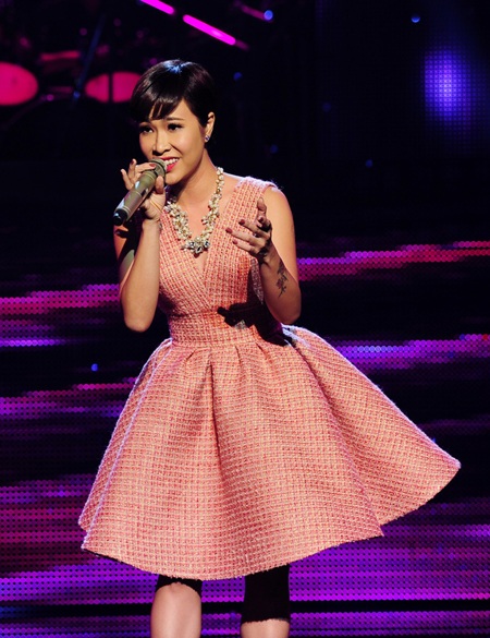“Tứ Linh” xinh đẹp trên sân khấu - 5 VN