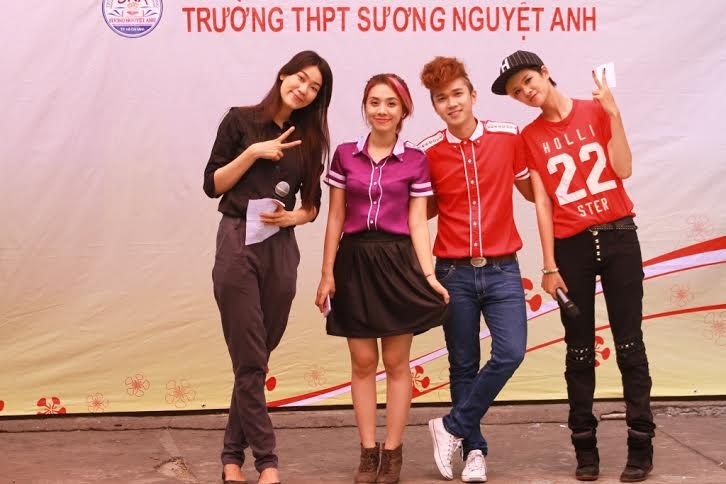 Ngọc Thúy nhí nhảnh trong Về trường - 2 Ngọc Thúy nhí nhả trong Về trường