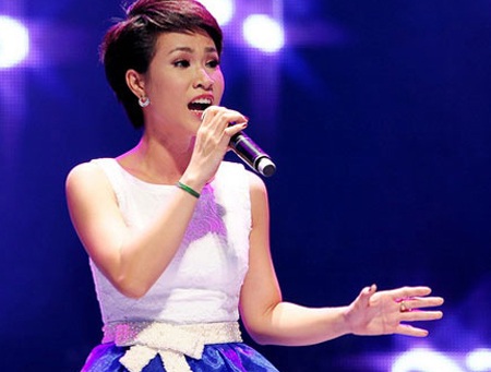 Khánh Linh, Hà Linh, Uyên Linh tham gia Bài hát Việt - 1 Khánh Linh, Hà Linh, Uyên Linh tham gia Bài hát Việt