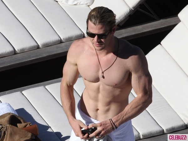 Thần sấm Chris Hemsworth