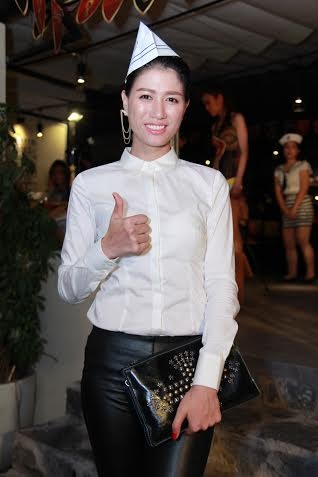 "Sao" Việt tưng bừng dự tiệc - 5 Kiều Ly