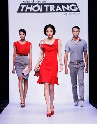 Thử thách không dễ dàng cho thí sinh Project Runway - 7 Thông tin chi tiết, vui lòng xem tại