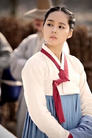 Han Ga In giã từ điện ảnh? - 2 Han Ga In được xem là ngôi sao không tuổi của màn ảnh Hàn