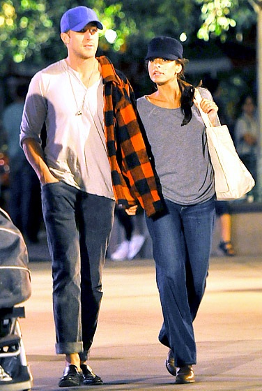 Những hình ảnh ngọt ngào của Ryan Gosling và Eva Mendes - 3 Ryan Gosling
