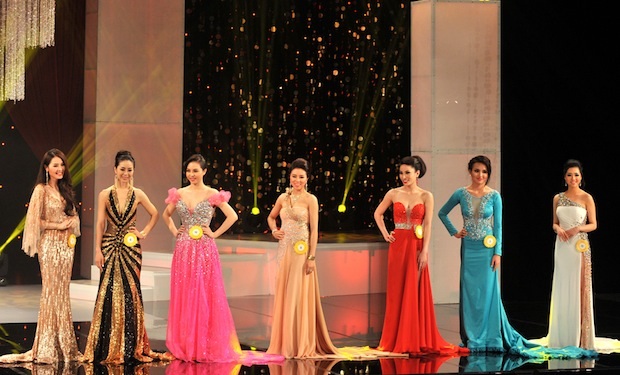 Vẻ đẹp Việt được tôn vinh và tỏa sáng - 5 Top 7 Hoa hậu người Việt Thế giới 2013