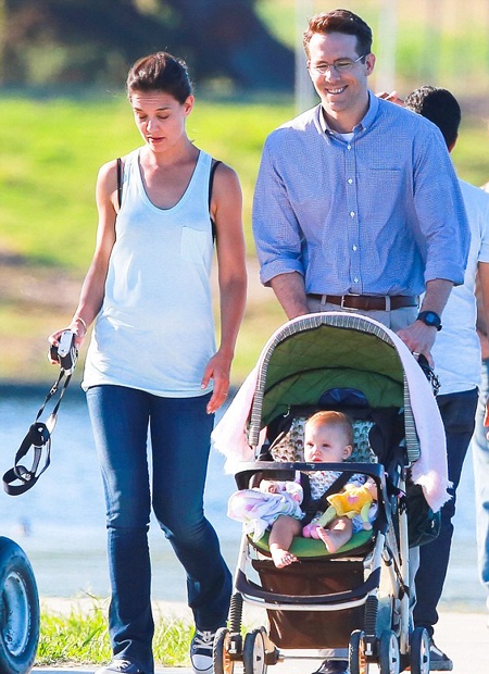 Katie Holmes "cặp kè" Ryan Reynolds? - 4 Katie Holmes